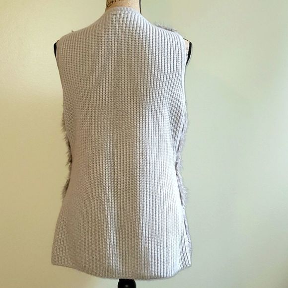 - Cliche tan faux fur sweater vest S - Picture 3 of 5